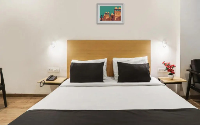 Rajdhani Residency by OYO Rooms