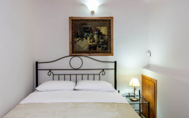 Petronikolis Village