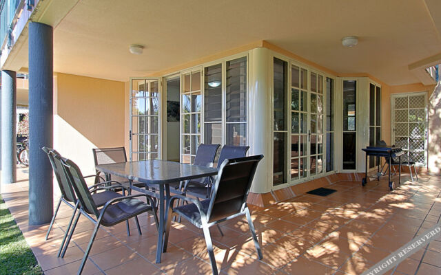 Sea Breeze Apartments