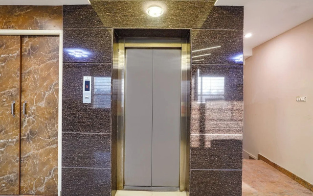 Fabhotel Indian Suites