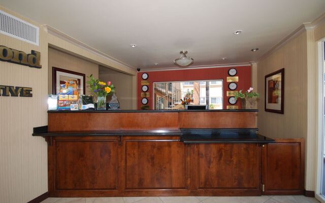 Pasadena Rose & Crown Hotel