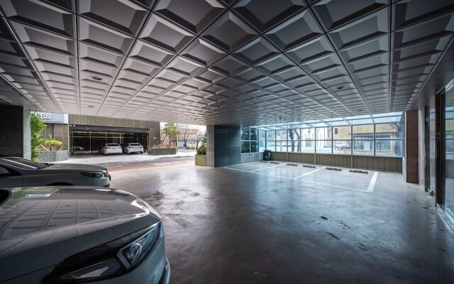 Ruby Tourist Hotel Wolmido