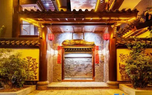 Pu'er Senquan Inn (Tea Horse Ancient City Scenic Area)
