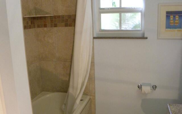 Siesta Palms By the Beach