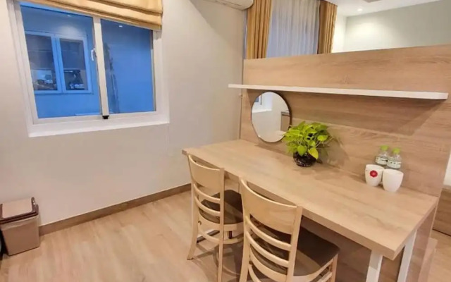 Simmi 4 Hotel & Apartment Near SECC