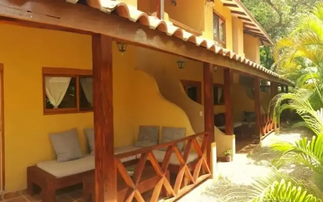 Coco Flat Santa Teresa