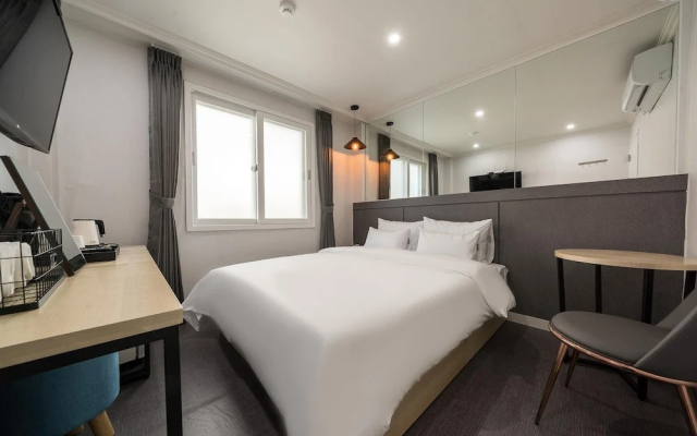 Busan Beomildong Challenge Hotel
