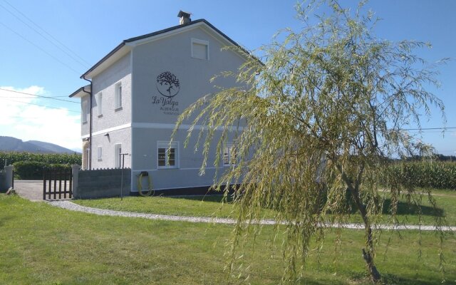 Albergue La Yalga - Hostel