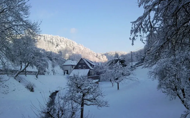 Quaint Farmhouse in Langenbach near Lake