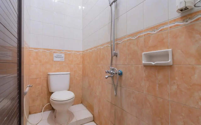 OYO 228 Hotel Lodaya
