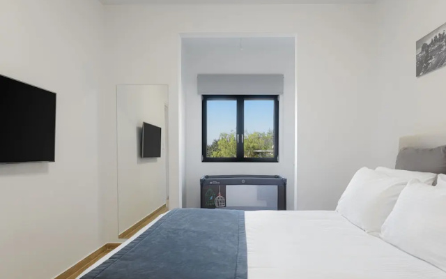 Sounio Black Villa