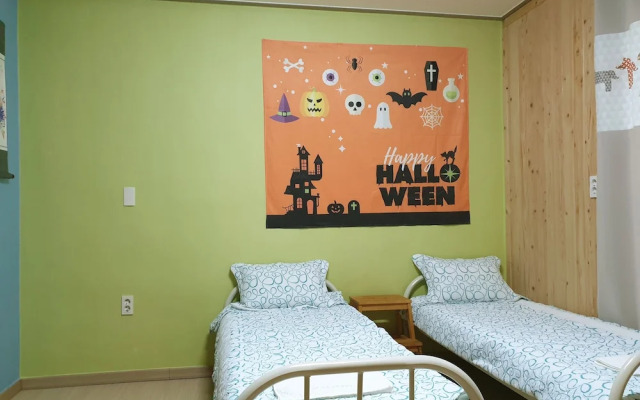 Chowoo Guesthouse