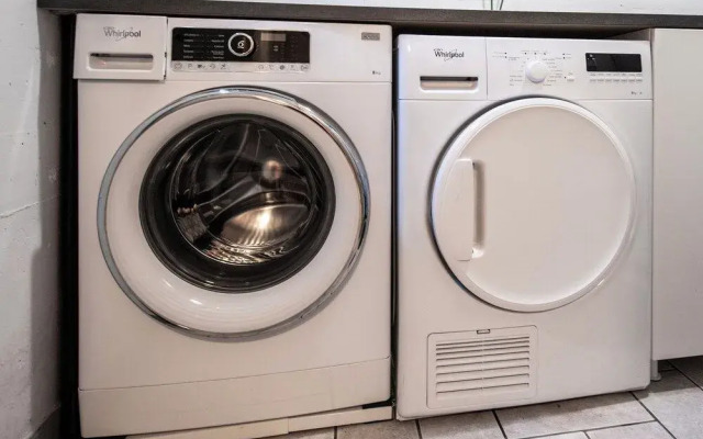 Al Pontile Di Caslano