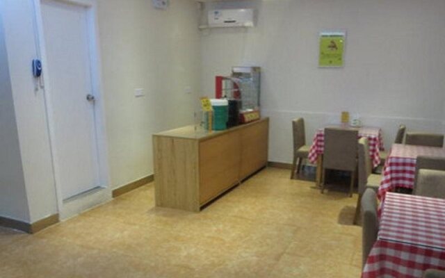 7 Days Inn Longyan Zhongshan Road Walking Street Branch