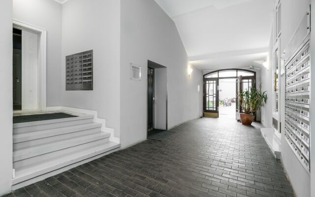Poznań Św. Wojciech Studio by Renters