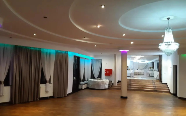 Fantazja - Restauracja i Noclegi