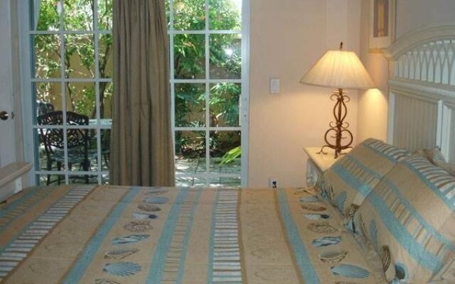 Alamanda Villa