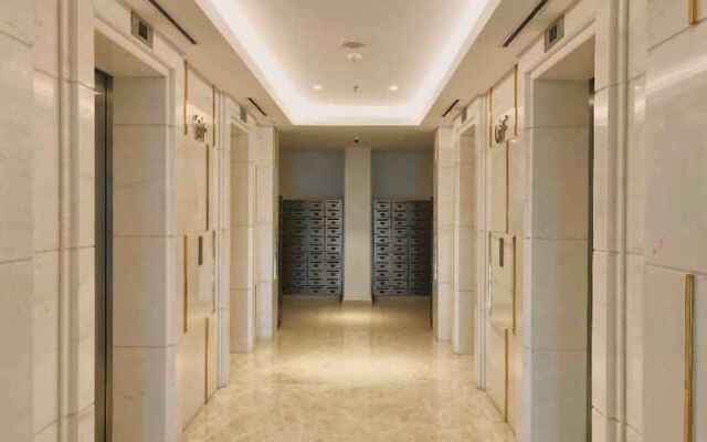 Gold Coast PIK Sea View Apartments by LongeSuites