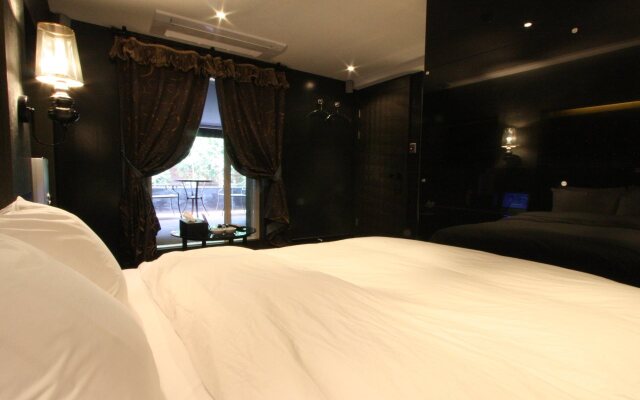 Amare Hotel, Uijeongbu