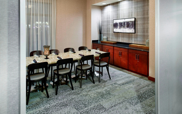 Courtyard by Marriott Hamilton