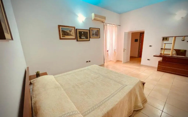 Appartamento vacanze 150mq a 100 metri dal mare