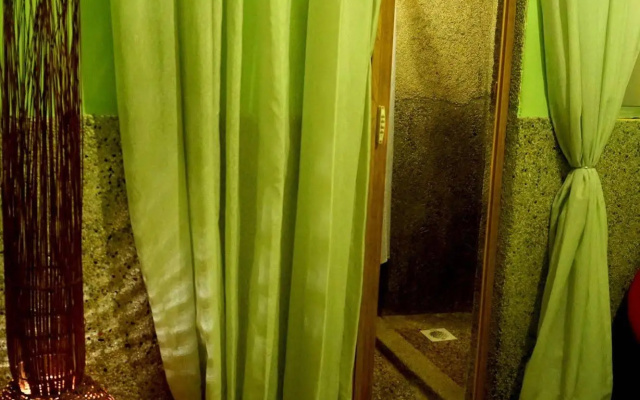 Tropical Guest House