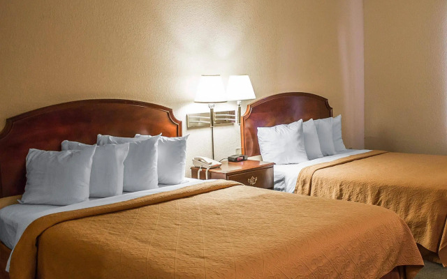 Quality Inn & Suites Bellville - Mansfield