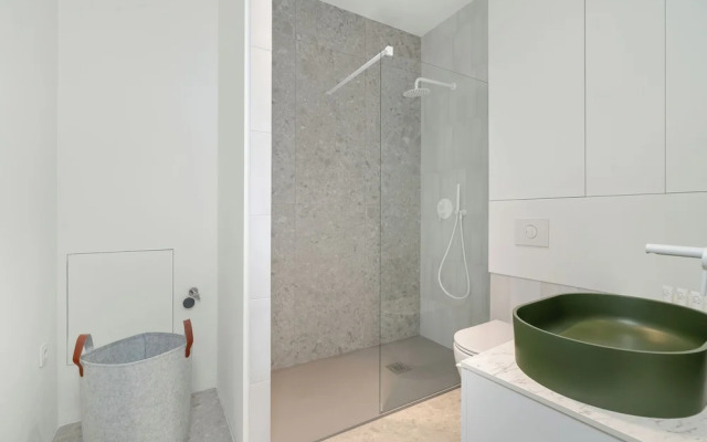 Stylish Apartment Zielona by Renters