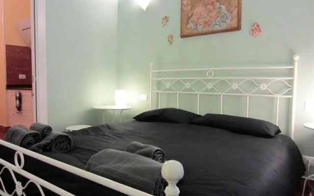 Temporary House - Via Della Moscova