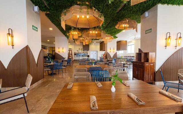 Tesoro Ixtapa Beach Resort