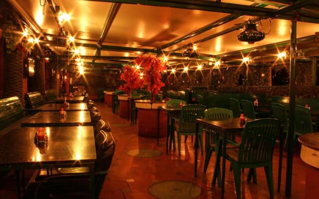Parklane Hotel
