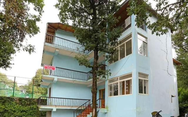 OYO 16895 Holiday Homes