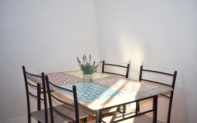 1 Bedroom Apartment Centrally Located in Brighton