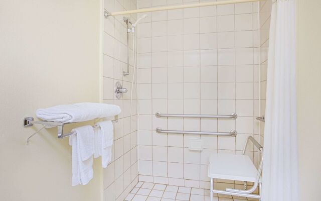 Super 8 By Wyndham Chattanooga/Hamilton Place