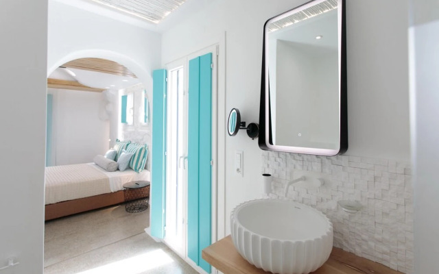 Majo Suites Hotel