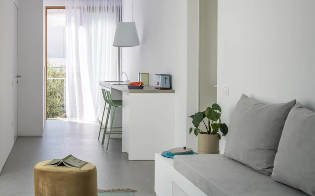 Villa Mimaze Minimalist Living