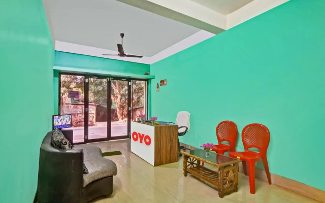 OYO Flagship 70293 The Ariya Magecity