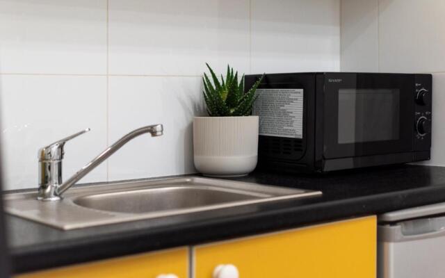 Apartments Aleje Jerozolimskie 85 by Renters