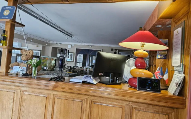 Hôtel Restaurant le Val d'Amby