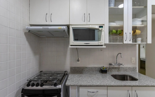 Cavirio Re305 Modern Flat in Ipanema Beach