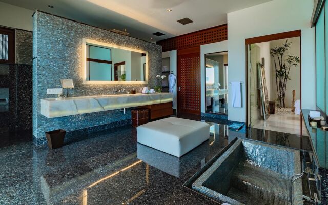 Spectacular Modern Luxury and Exceptional Amenities at Mantea Casa Cabo in Pedregal