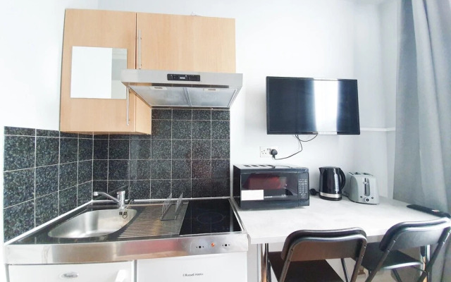 Modern Studio in the Heart of Acton