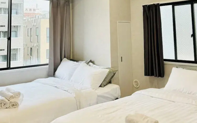 GLOU Shinjuku Family