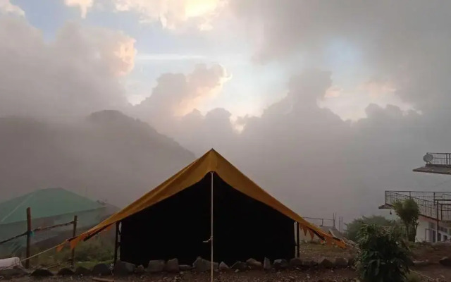SPOT ON 70150 Ferns Camp