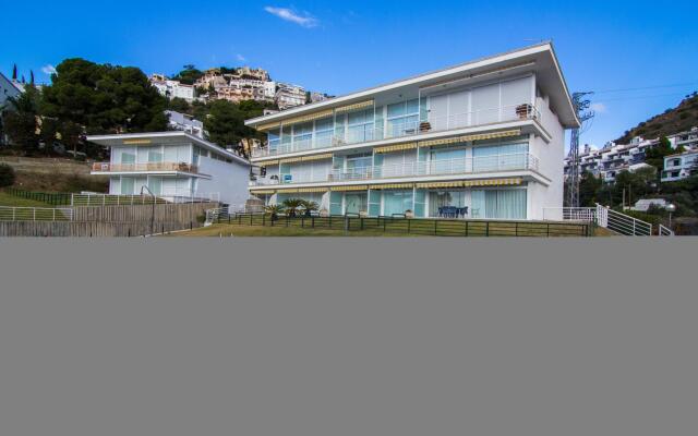 Almadraba F3 in Roses