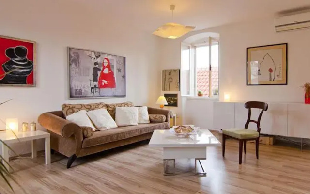 Central City Bruna Apartments
