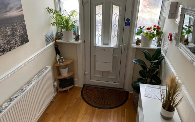 Gladstone Park Guest House