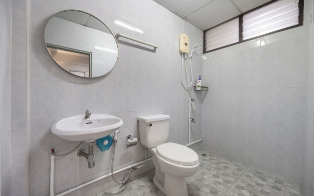 FunnD Mrt lat phrao 5Beds NetflixYouTube