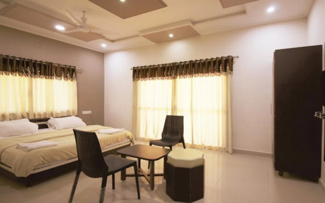 Hotel Rudra Plaza