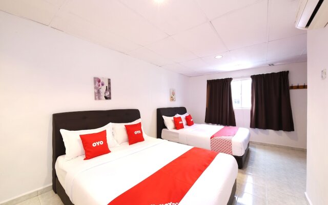 Azimaju Guesthouse by OYO Rooms